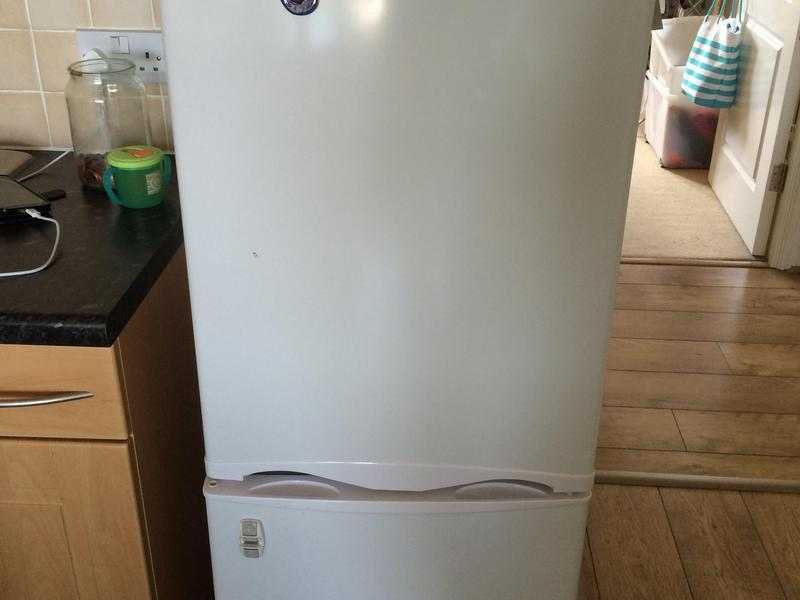 Fridge freezer