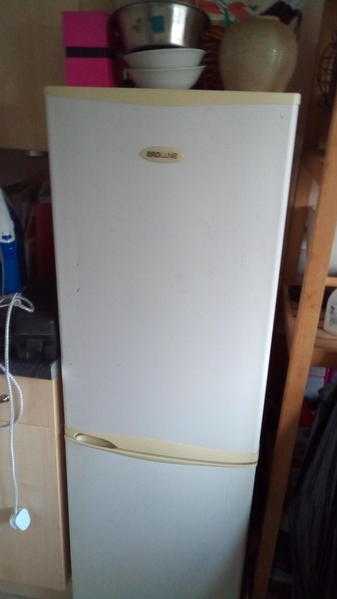 Fridge freezer