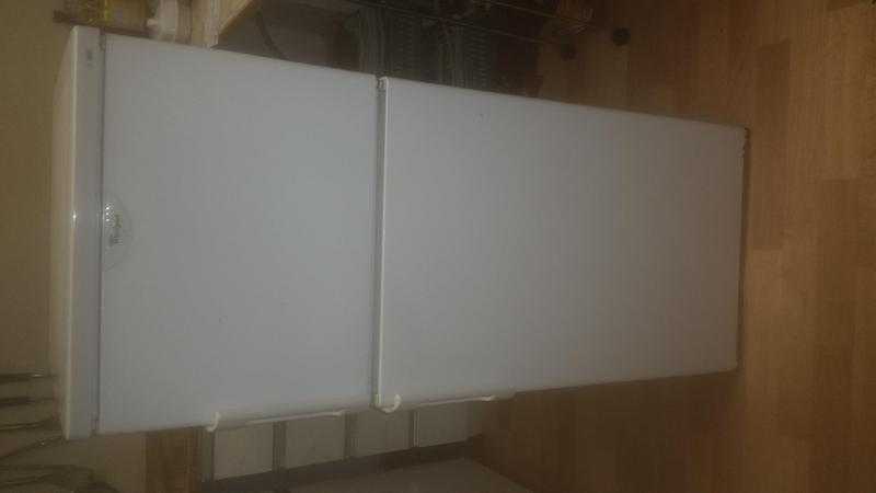 fridge freezer 8020