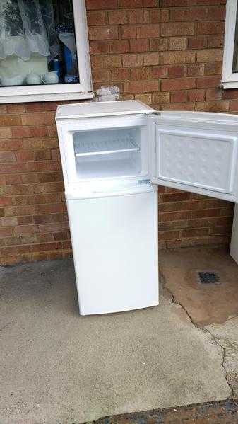 Fridge Freezer (almost new)