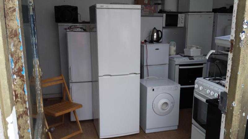 Fridge freezer in White by Bosch