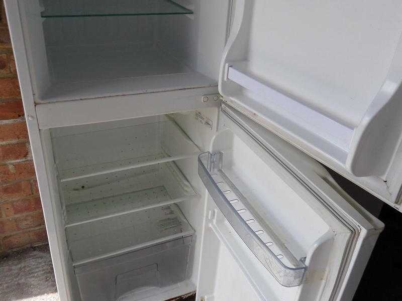 Fridge freezer in working condition