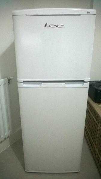 Fridge freezer LEC T50122W (White)