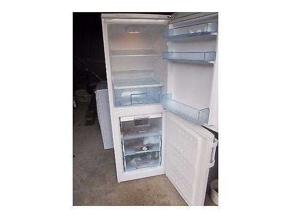 Fridge tall freestanding in white