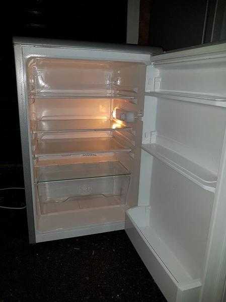 fridge undercounter (can deliver)