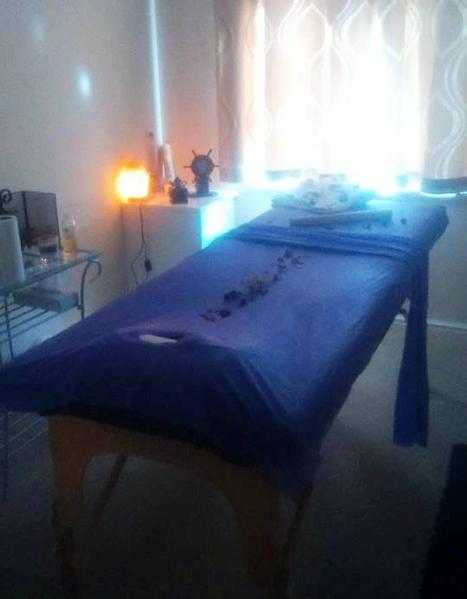 From 20- Qualified FEMALE masseuse offers LomiLomi, HotStone, Swedish, Deep t., Bamboo, Reflexology