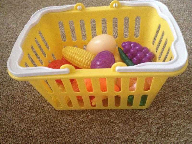 Fruit and veg basket