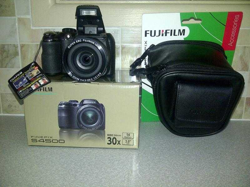 FUJI  CAMERA