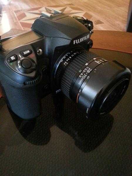 Fuji S5 pro camera