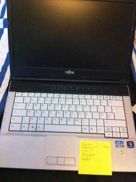 Fujitsu Laptop i5 8 GRAM