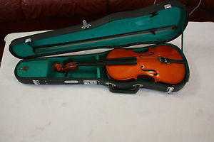Full Size 44 Violin in Excellent Condition for sale