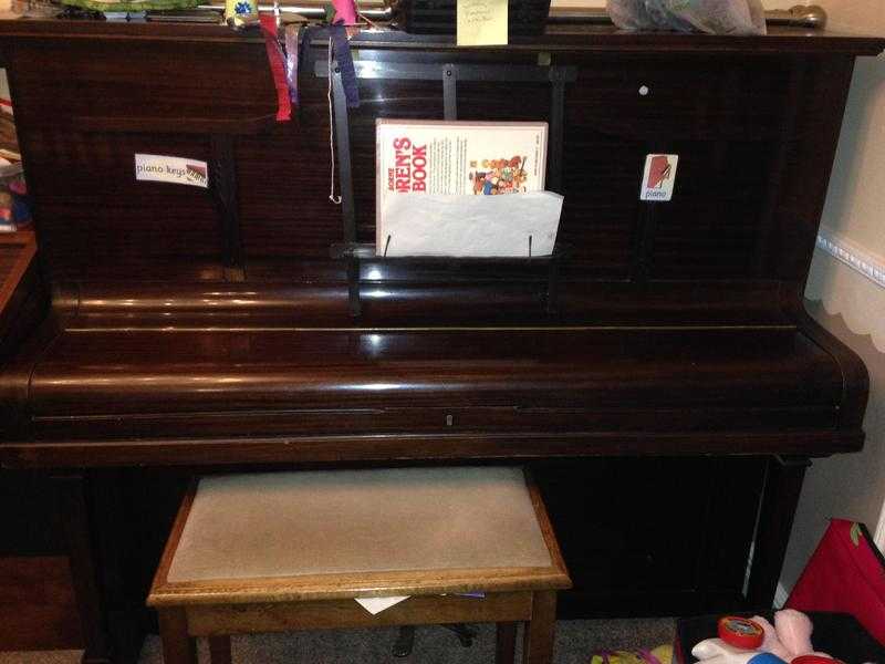 Full Size Piano