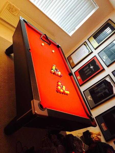 Full Size Pool Table Immaculate Condition