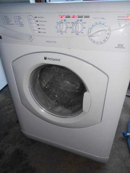 fully working hotpoint 6kg washer .in vgc . .delivery possible