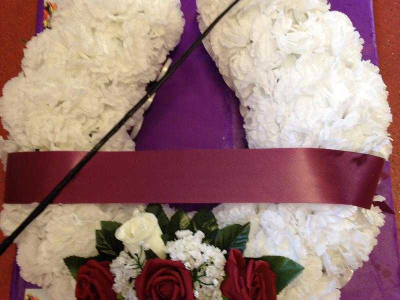 Funeral Wreath Horse Shoe can be Made in Fresh Or Artificial .