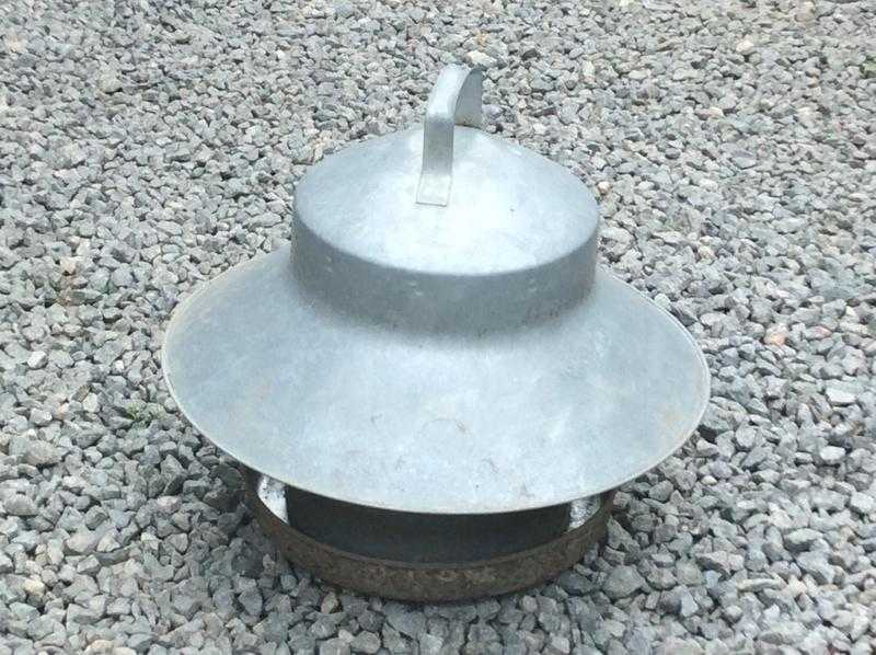 Galvanised chicken feeder, chicken drinker or plastic feeder