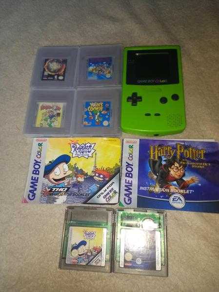 Gameboy colour with 6 games.