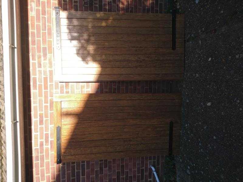 Garage doors wooden