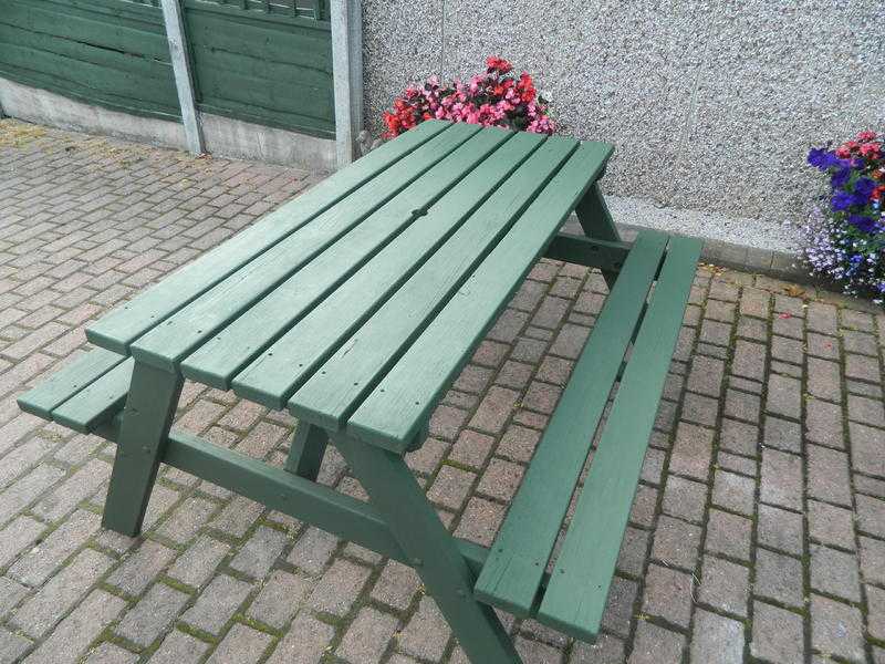 Garden Bench Table