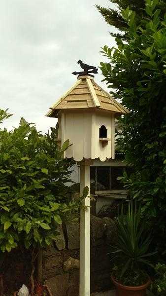 Garden dovecote