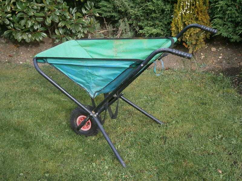 Garden Folding Wheel Barrow