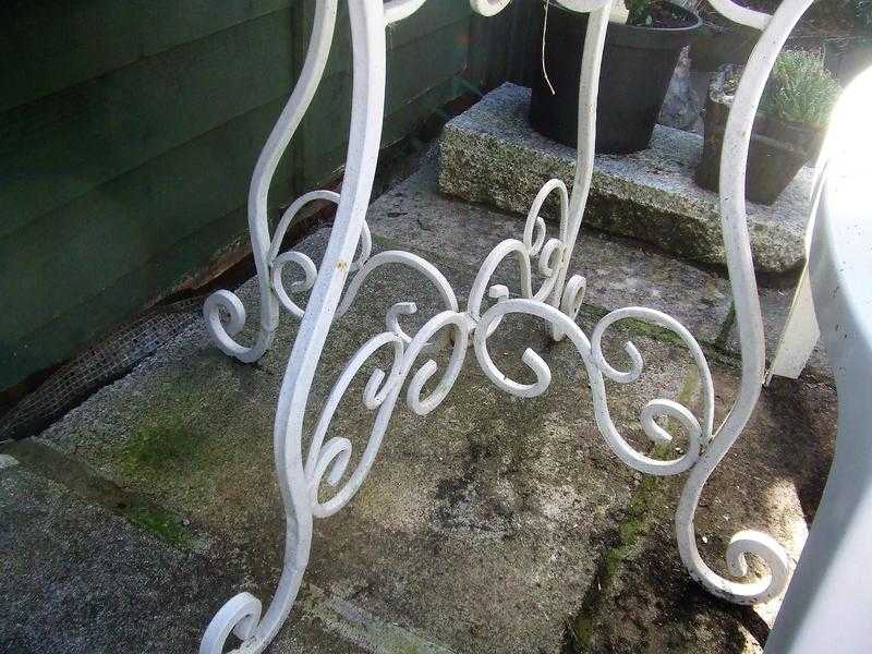 garden table metal white,white round paint