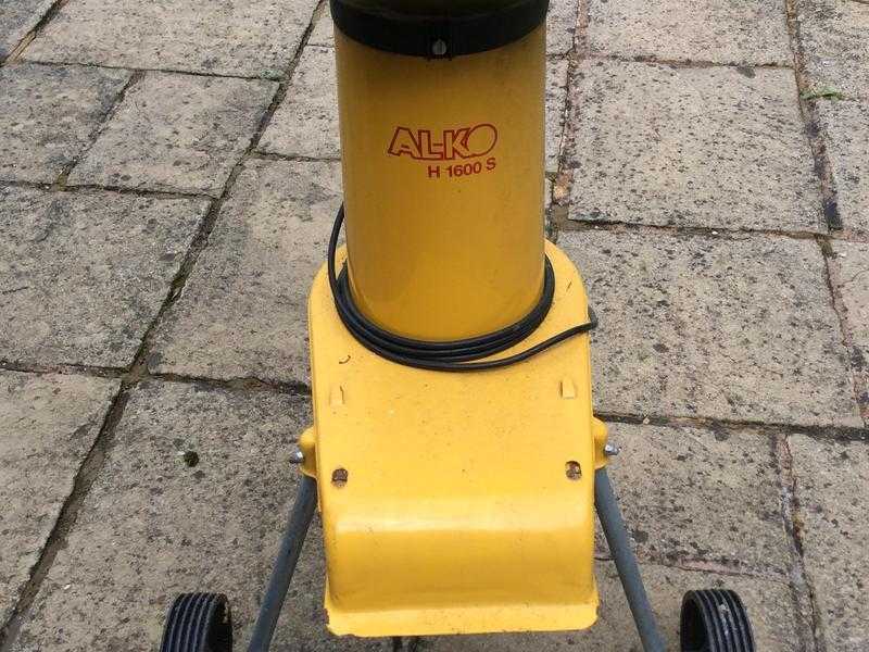 Garden Waste Shredder