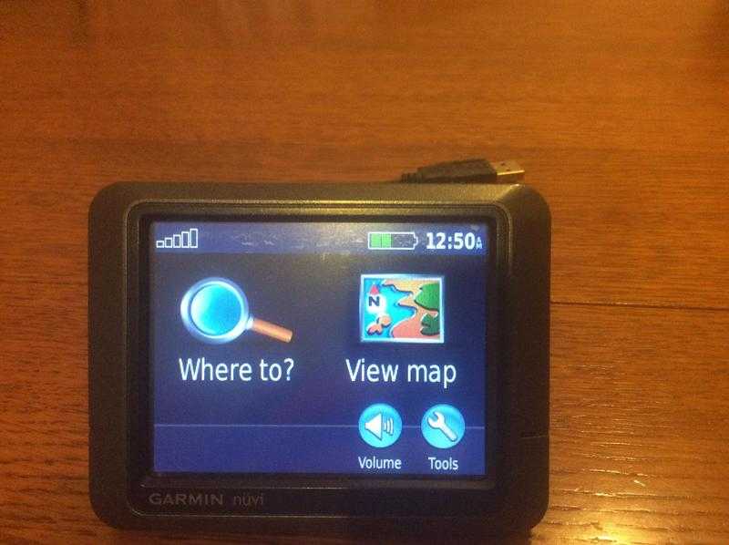 GARMIN NUVI 205 - Excellent Working Condition