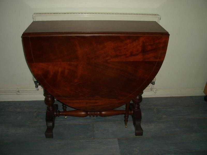 Gate Leg Table amp Four Chairs