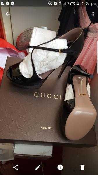 GENUINE 100 AUTHENTIC GUCCI SHOES