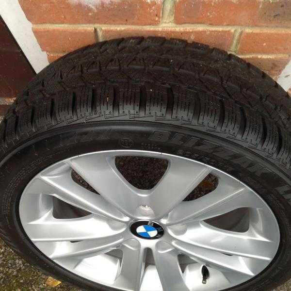 GENUINE-BMW-1-SERIES-17quot ALLOY WHEELS amp TYRES X 4   395 o.v.n.o.