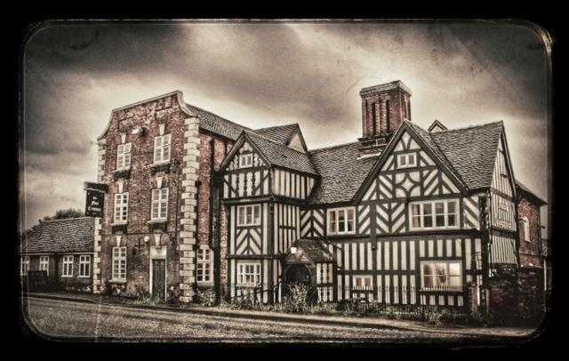 GHOST HUNT  quotTHE FOUR CROSSESquot CANNOCK