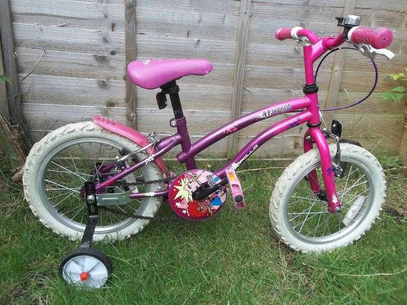 GIRLS BIKE 15quot WHEEL 10quot FRAME