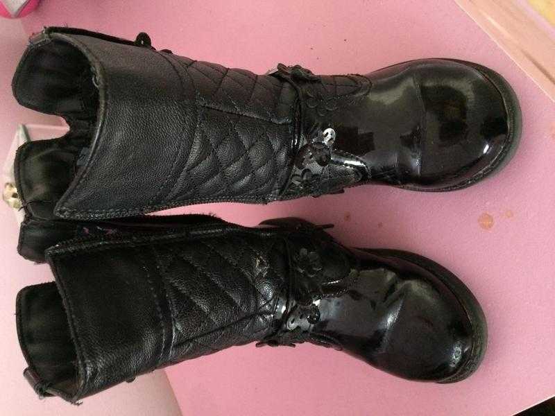 Girls Boots