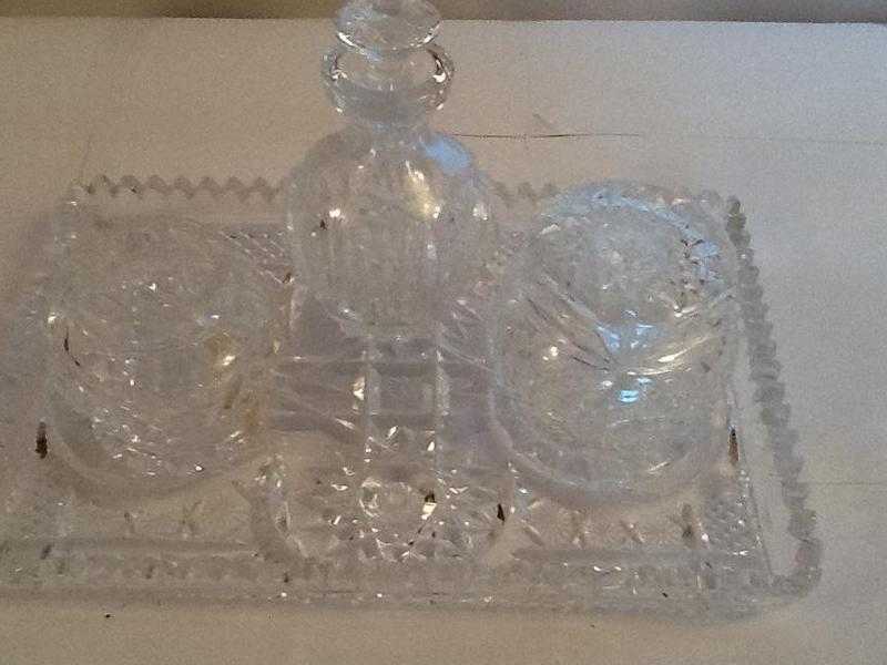 Glass dressing table set