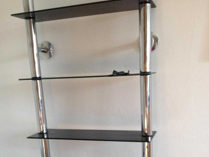 Glass shelving unit