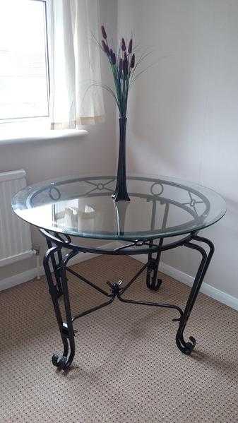 Glass Table. Reduced price