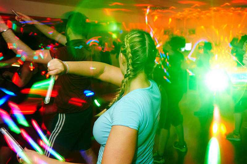 GloEnvy Fitness sessions for Adults in Bristol (a fun workout with glow sticks in the dark)