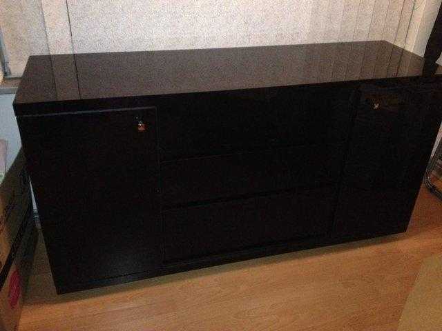 Gloss Black Sideboard with three drawers