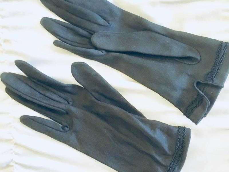 GLOVES - ALL SEASON