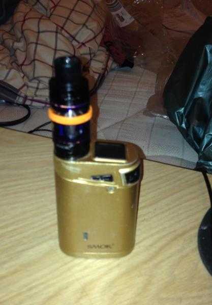 Gold SMOK Mod Vape with Cloud Beast Tank, Originally 100, selling for 20 ( some wear )