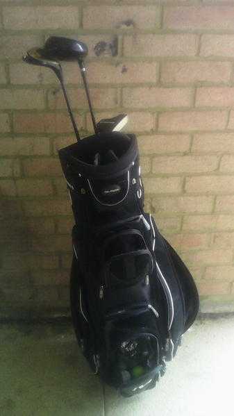 golf bag over figs