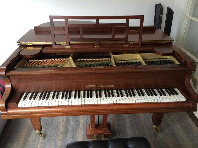 Gors amp Kallman Baby Grand Piano