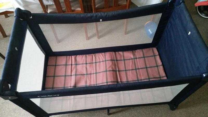 Graco travel cot