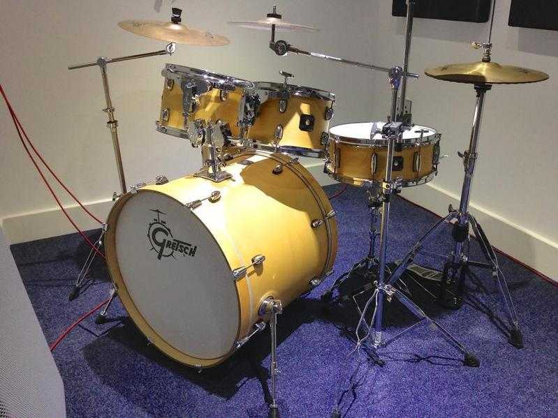 GRETCH 5 PIECE CATALINA CLUB FULL MAPLE DRUM KIT WITH CYMBALS STANDS ETC