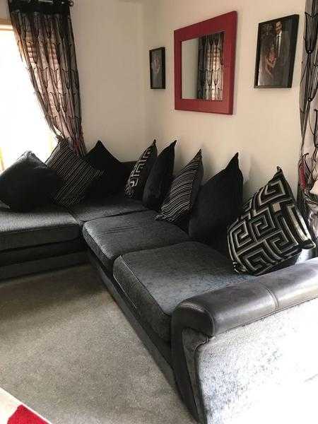 Grey black Corner sofa