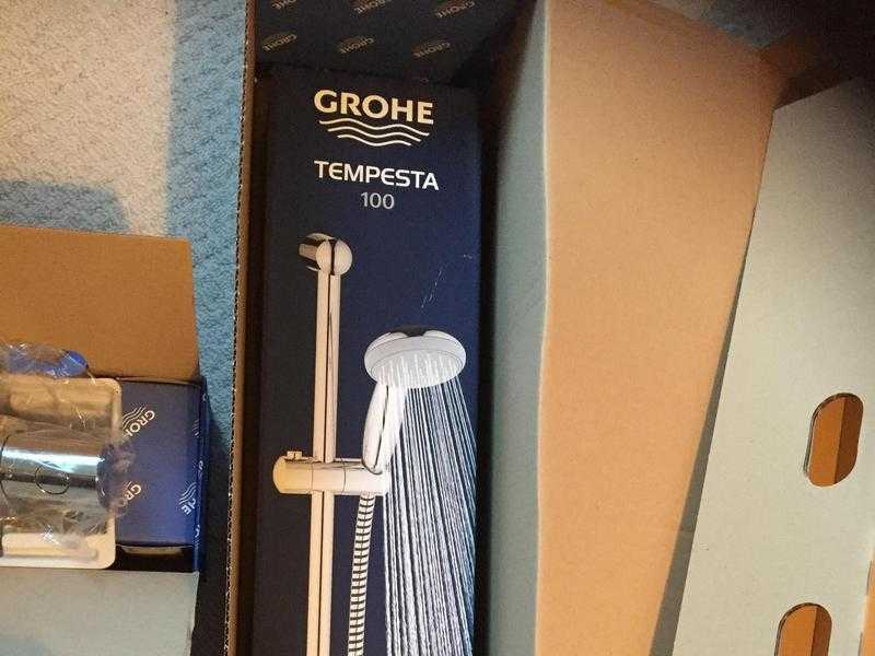 Grohe Grohtherm 800 showerriserthermostat bar