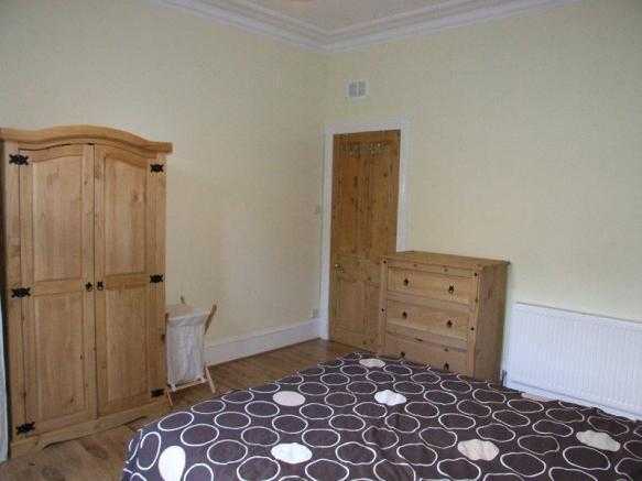 ground floor 1 bedroom flat available to rent