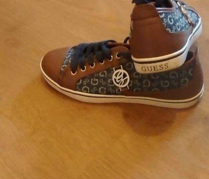 Guess trainers women