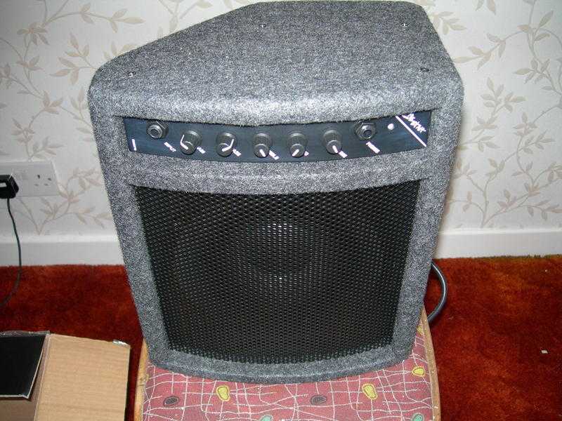 Guitar amplifier